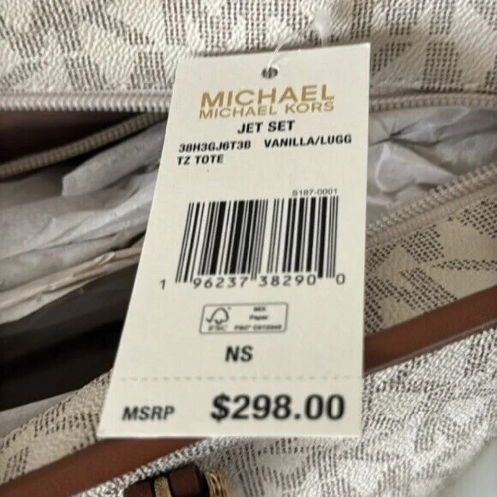 Michael Kors Jet Set Vanilla Luggage Tote Carry All Shoulder Handbag Logo Charm